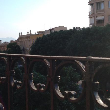 Onlyrooms III - Piazza Jenne Cagliari Dış mekan fotoğraf
