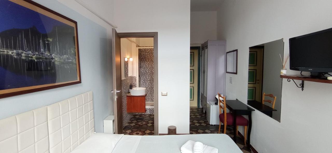 Onlyrooms III - Piazza Jenne Cagliari Dış mekan fotoğraf