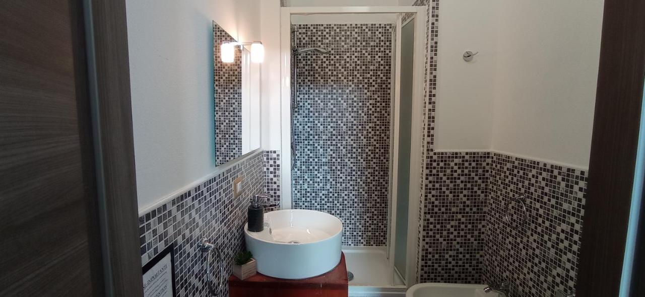 Onlyrooms III - Piazza Jenne Cagliari Dış mekan fotoğraf