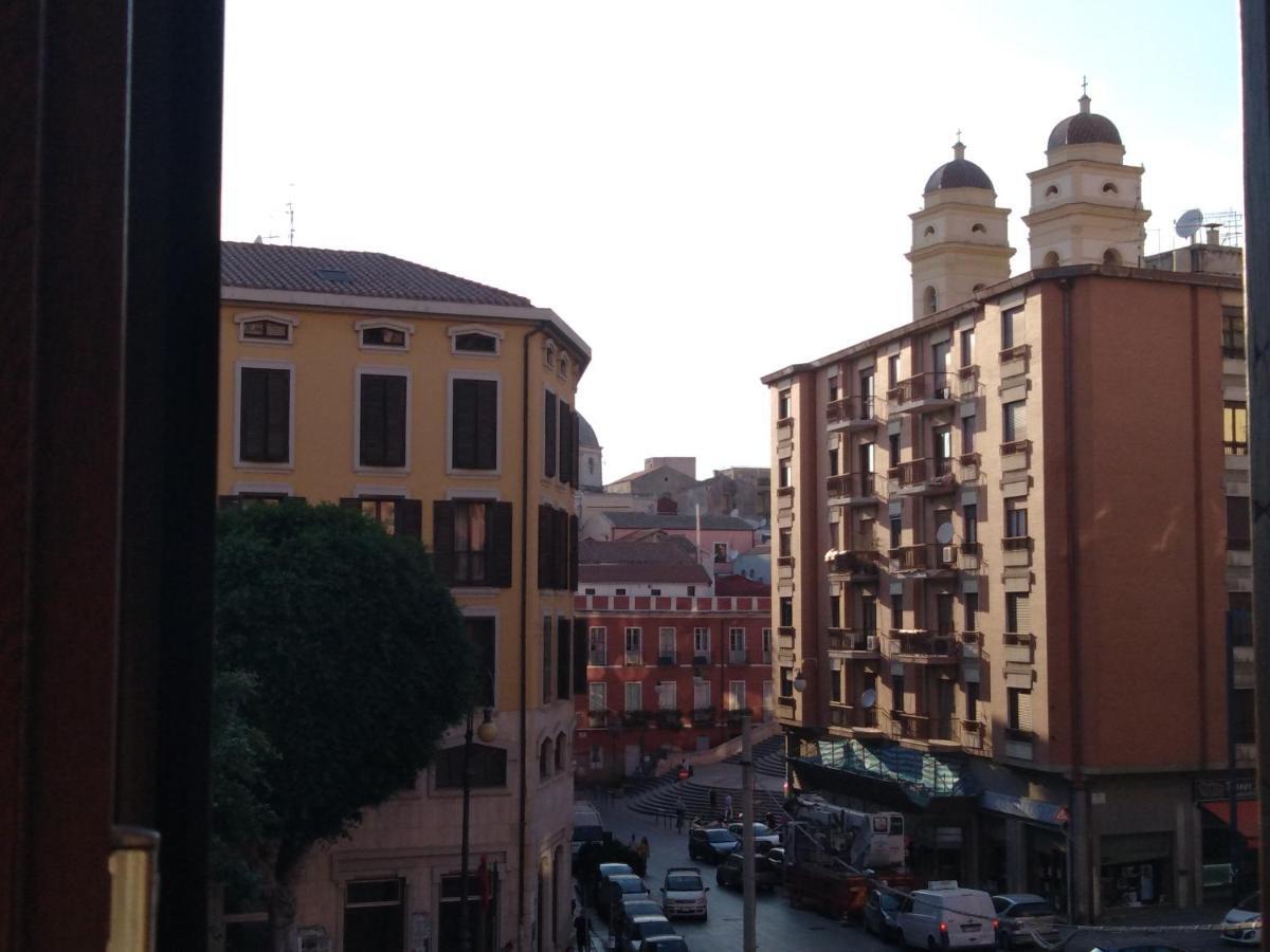 Onlyrooms III - Piazza Jenne Cagliari Dış mekan fotoğraf